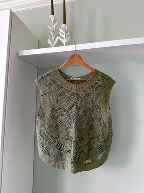 NWOT ZARA Sage Olive Knit Crochet Sleeveless Sweater Vest